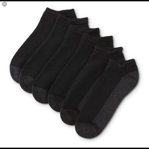 Brand NEW low cut Hanes ComfortBlend socks black.